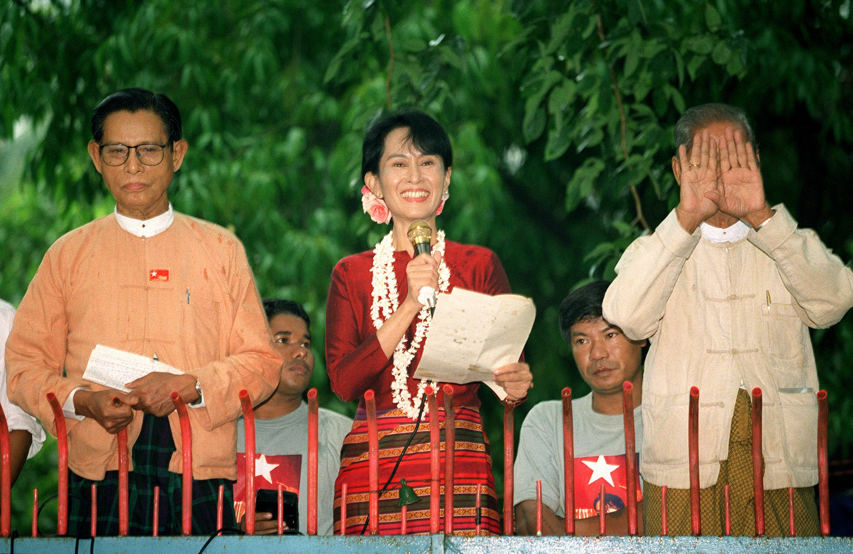 Foreign Diplomatic Efforts to Meet with Aung San Suu Kyi During Her ...